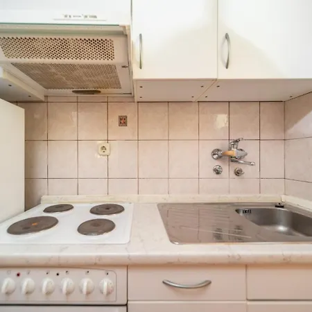In Barbat With Balcony, Air Conditioning 660-2 *
