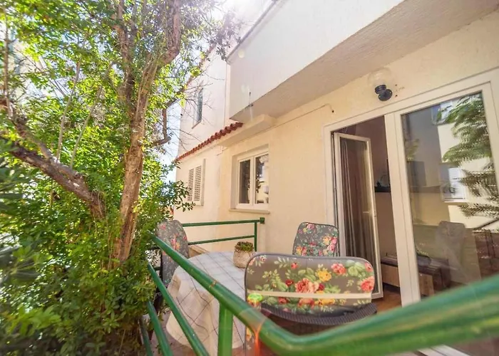 In Barbat With Balcony, Air Conditioning 660-2