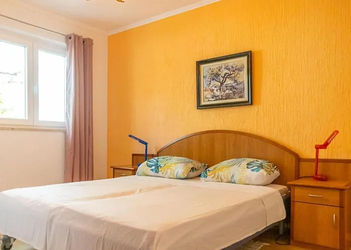 In Barbat With Balcony, Air Conditioning 660-2 * Barbat na Rabu