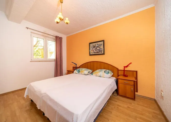Apartament In Barbat With Balcony, Air Conditioning 660-2 Barbat na Rabu