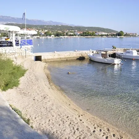 Lägenhet In Barbat With Balcony, Air Conditioning 660-2 Barbat na Rabu