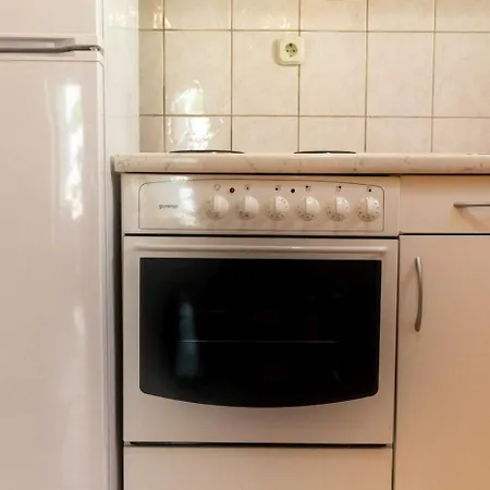 Appartamento In Barbat With Balcony, Air Conditioning 660-2